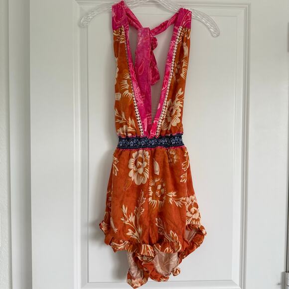 Revolve x Agua Bendita Floral Romper Clark Rioja Size S NWT - Picture 4 of 9